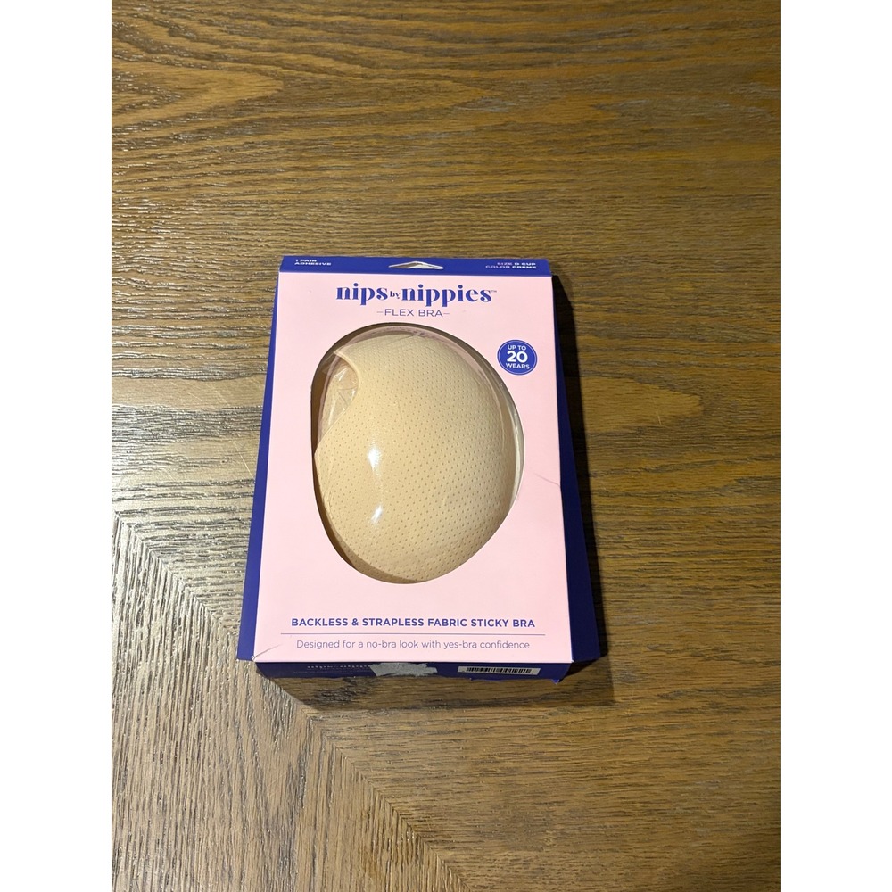 Nips by Nippies Flex Bra Backless Strapless Fabric Sticky Bra Creme Size D Cup